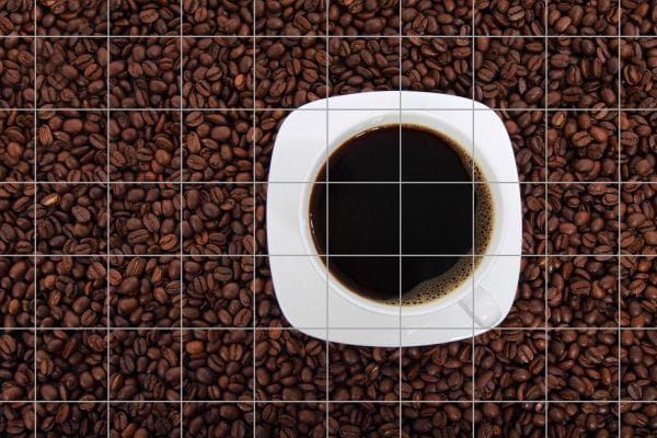 Kaffee mit Kaffeebohnen Fliesenbild